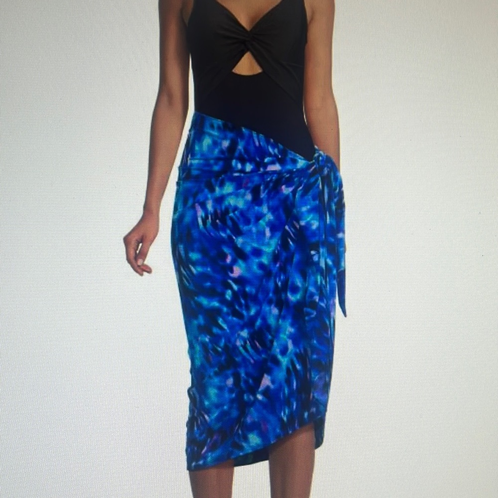 NWT Miraclesuit cloud, leopard long sarong swim coverup   S/M